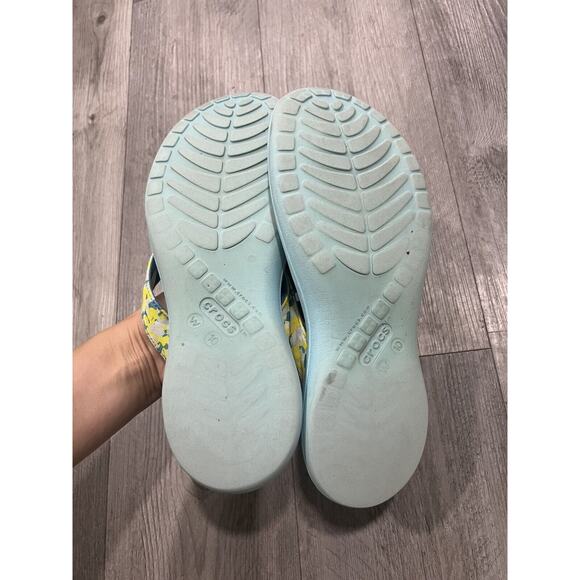 Crocs Sandals Womens Thong Style Flip-Flops Floral Comfort Blue Size 10 - Picture 2 of 3